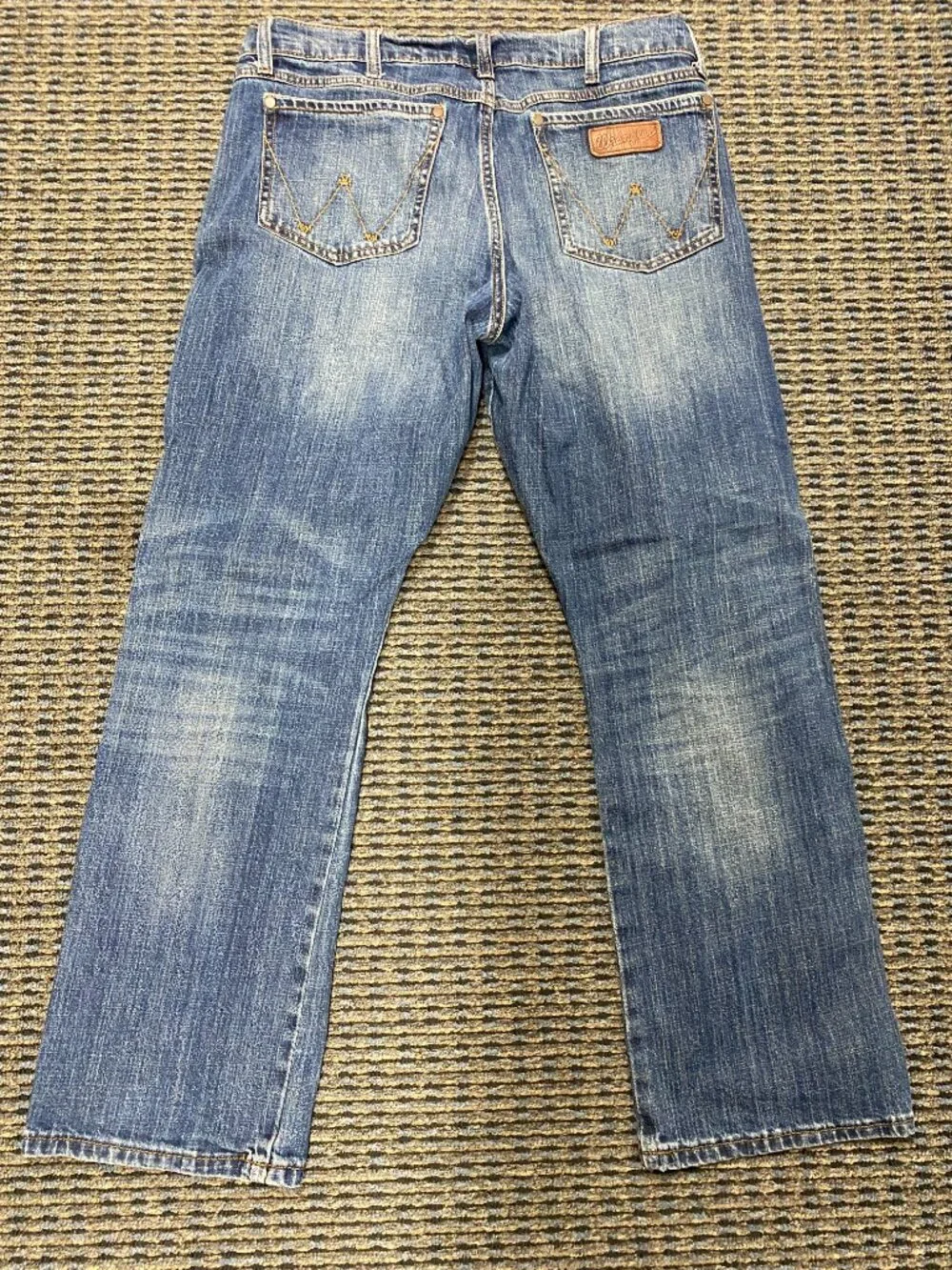 Wrangler Retro Relaxed Bootcut Jeans Medium Wash 34x32